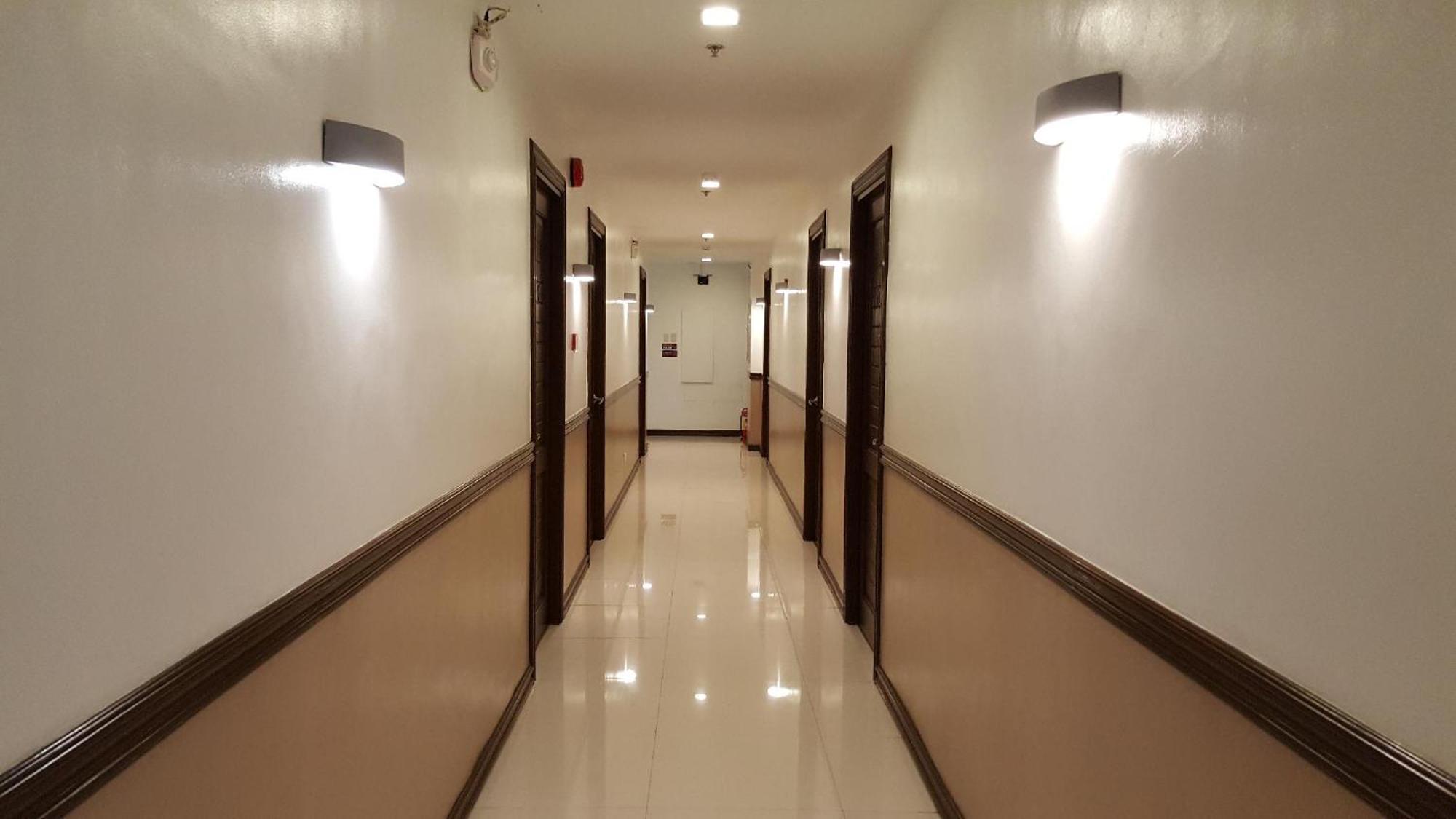 Pearli View Hotel Iloilo Powered By Cocotel Εξωτερικό φωτογραφία