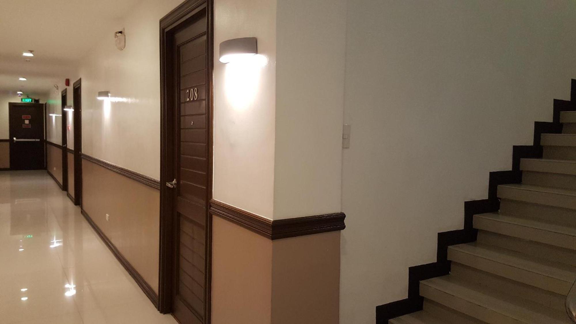 Pearli View Hotel Iloilo Powered By Cocotel Εξωτερικό φωτογραφία